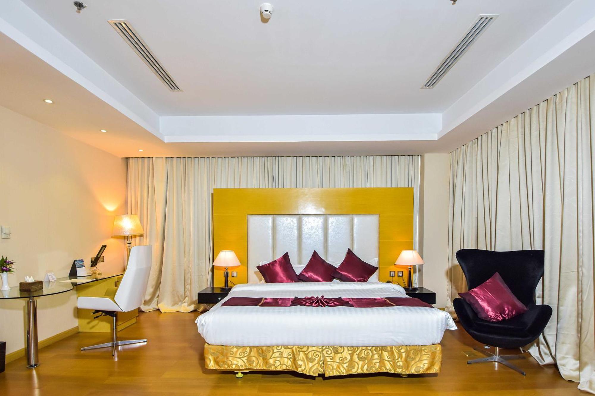 Dara Airport Hotel Phnom Penh Exterior photo