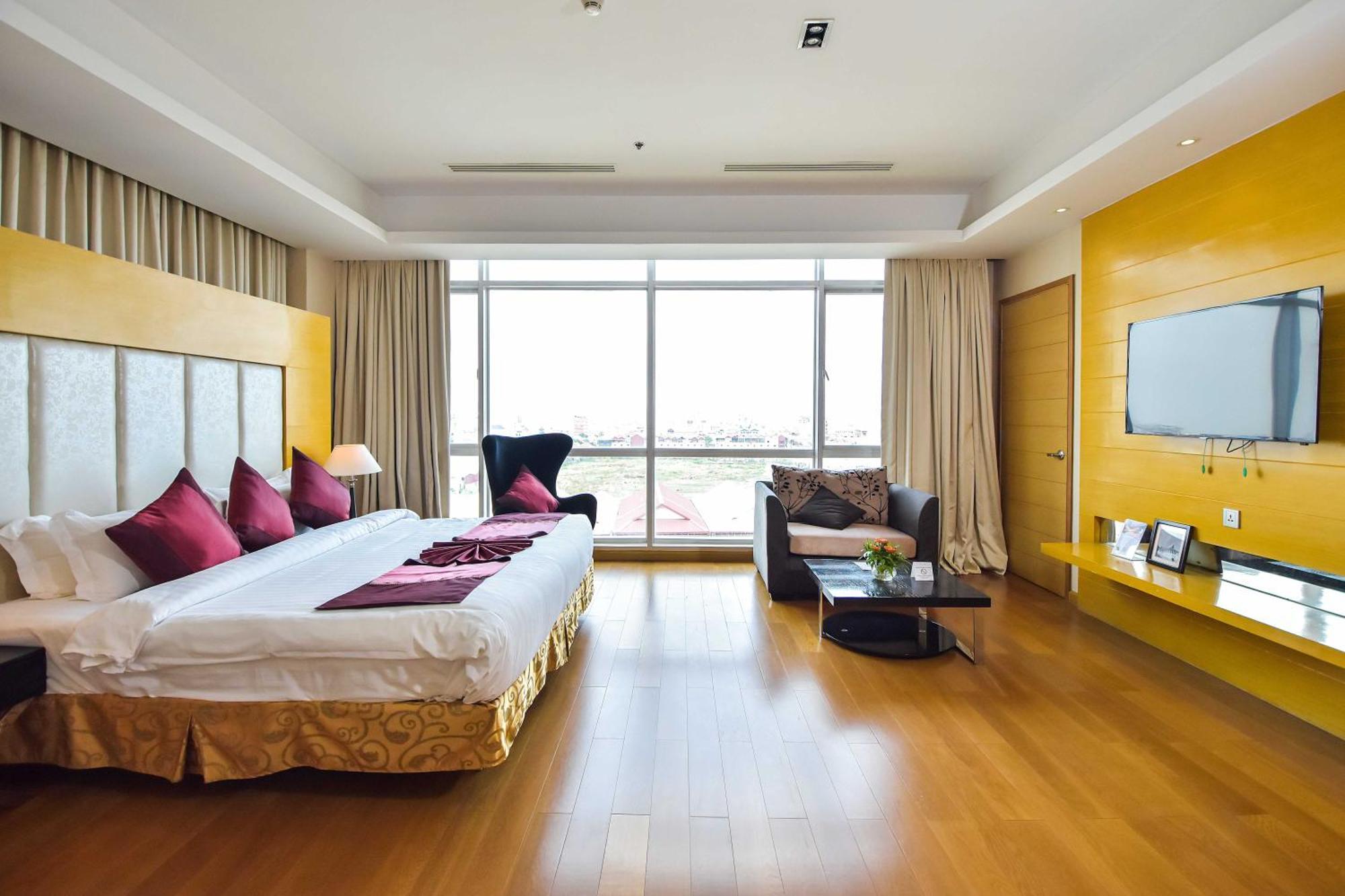 Dara Airport Hotel Phnom Penh Exterior photo