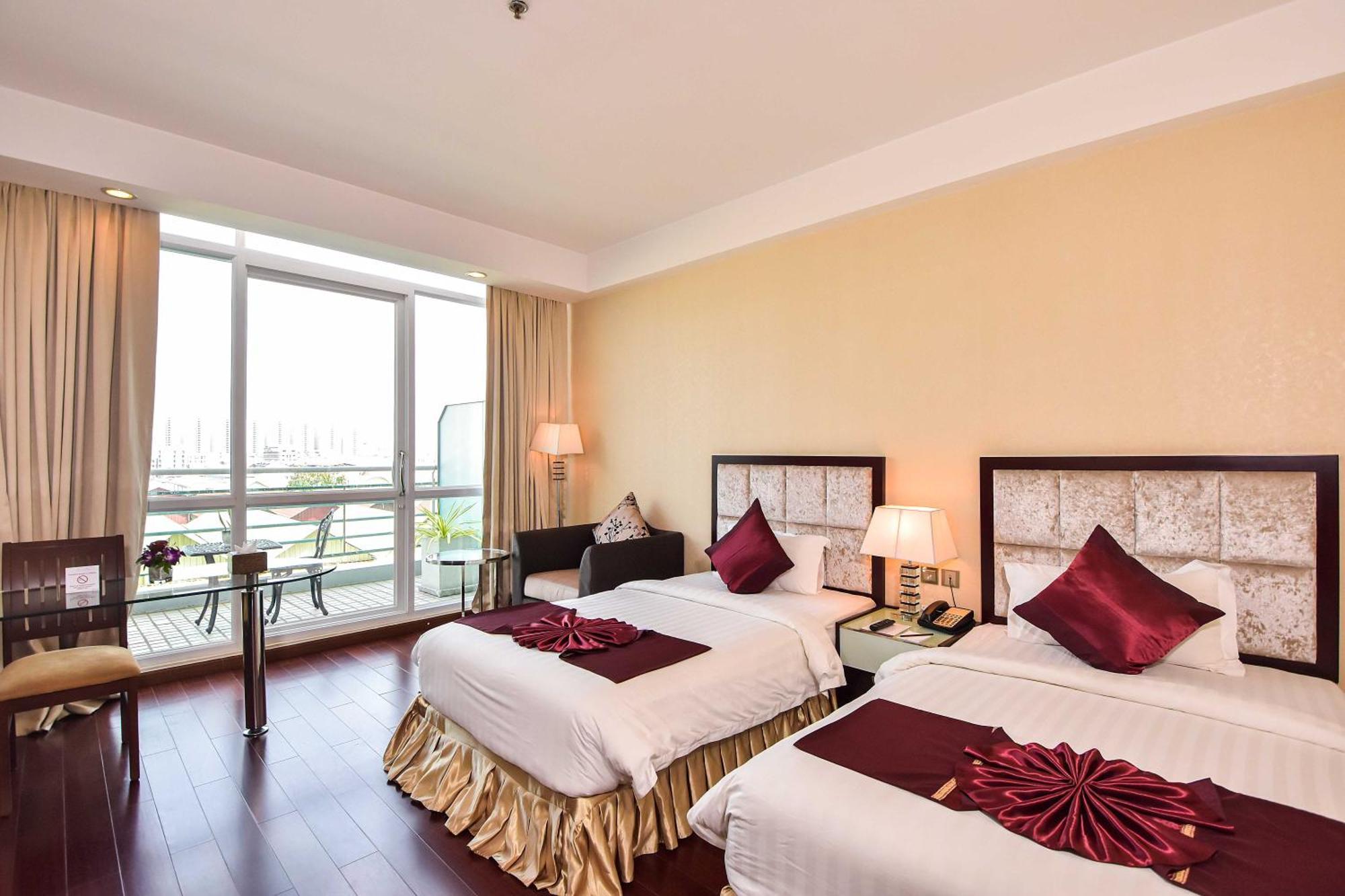 Dara Airport Hotel Phnom Penh Exterior photo