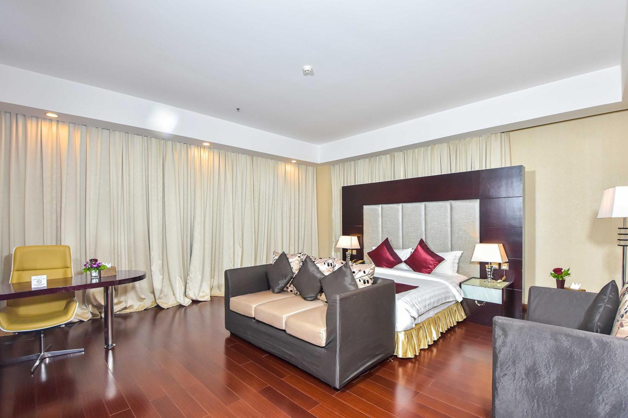 Dara Airport Hotel Phnom Penh Exterior photo